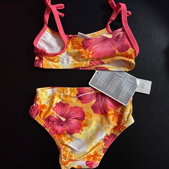 ⭐4 FOR $20⭐ Koala Kids Girl's 6/9M Two-Piece Swim Set - NWT - Picture 2 of 3